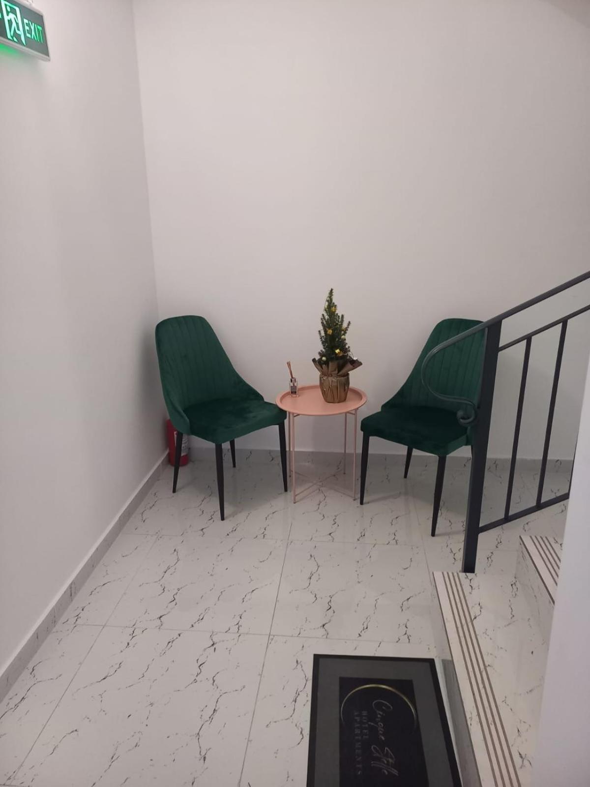 Cinque Stelle Hotel Apartments Κλουζ-Ναπόκα Εξωτερικό φωτογραφία